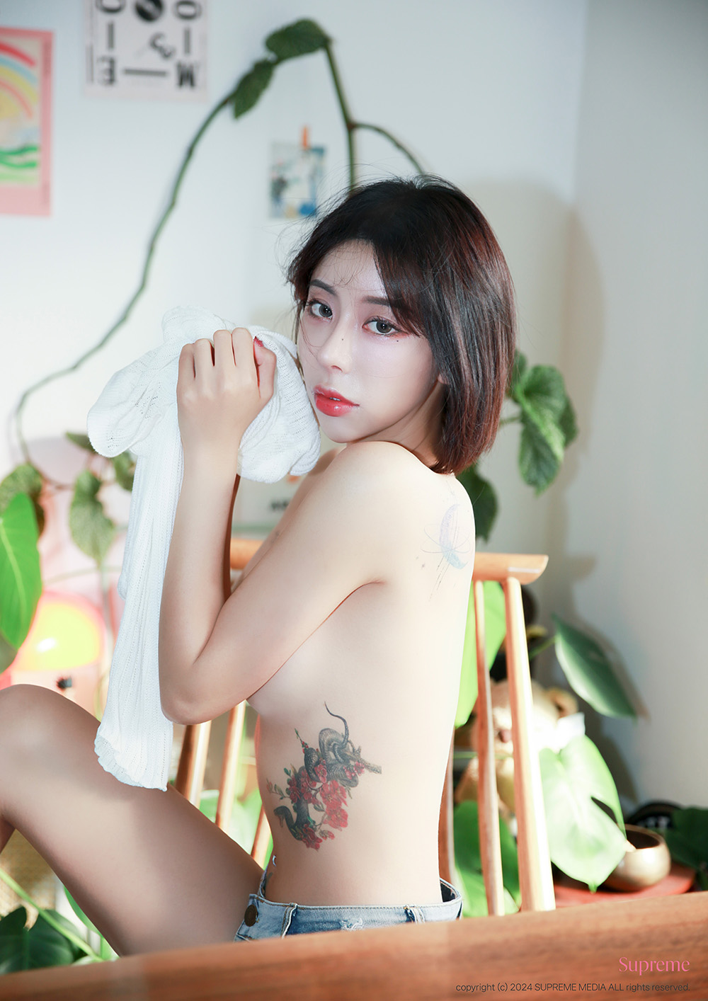 Supreme（韩） – 摄影写真图片视频合集